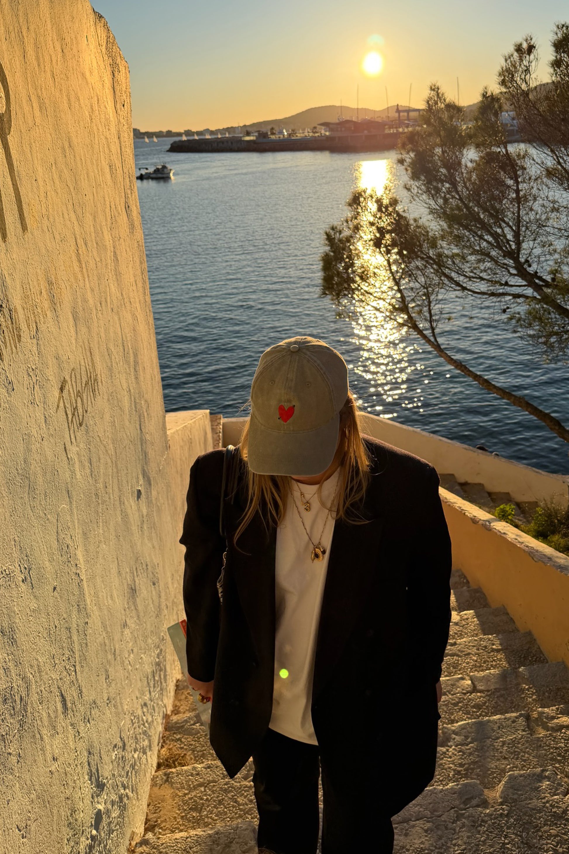 Cap Heart in Washed Oliv - Anita Hass