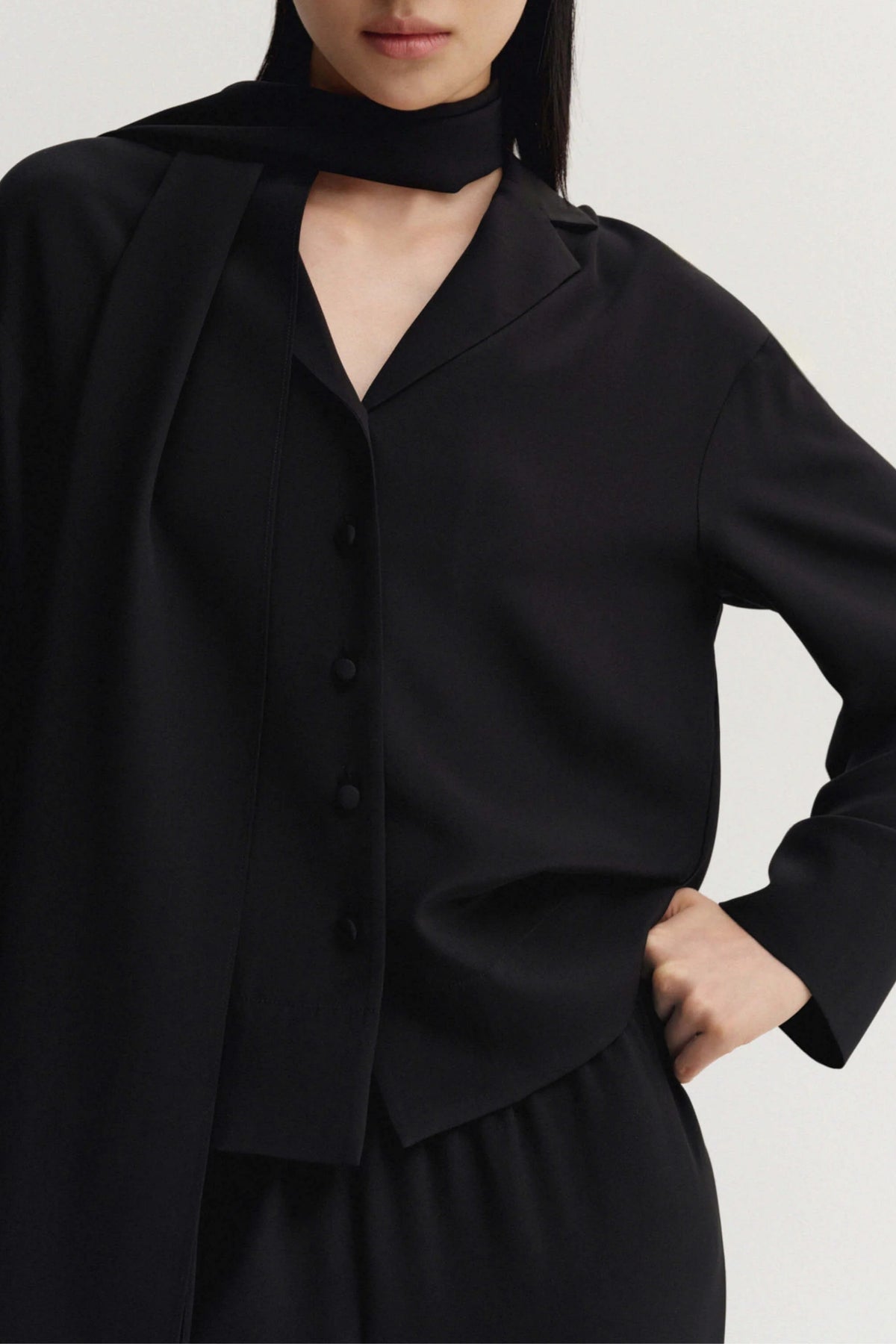 Bluse Leia in Schwarz Almada Label