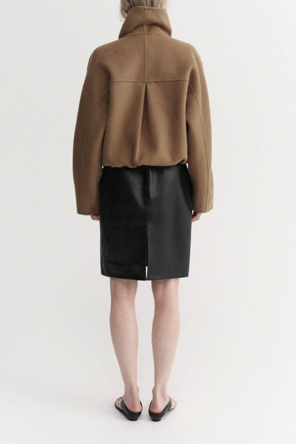 Jacke Lindy in Tan Almada Label