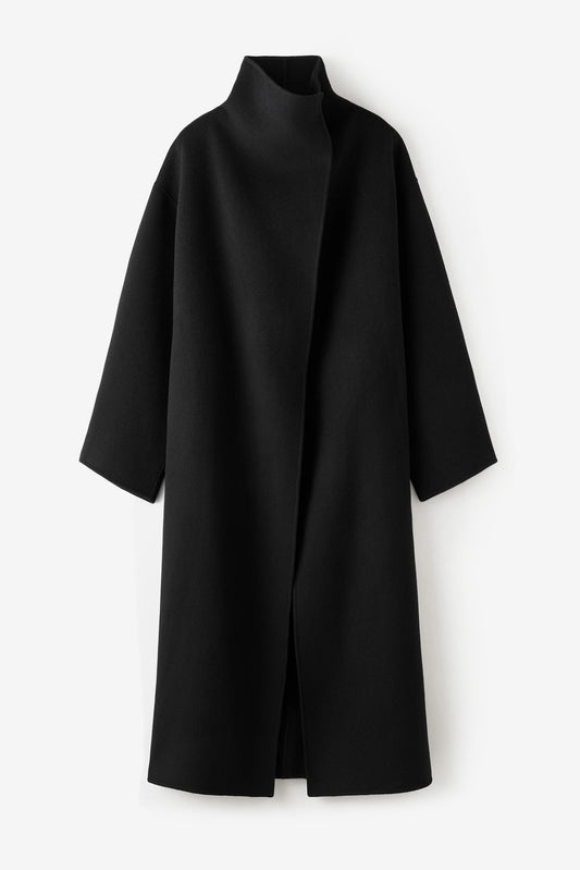 Mantel Kaity in Schwarz