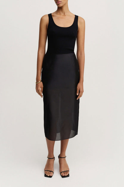 Rock Kiana in Schwarz Almada Label