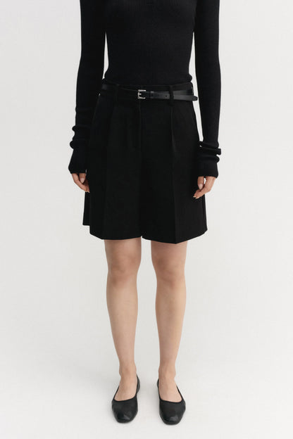 Blair Crepe-short in zwart van Almada Label - Anita Hass