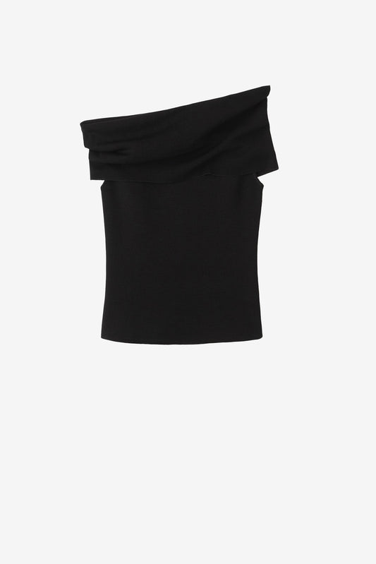 BlackAlmada Labelのトップ・ポピー - アニタ・ハス