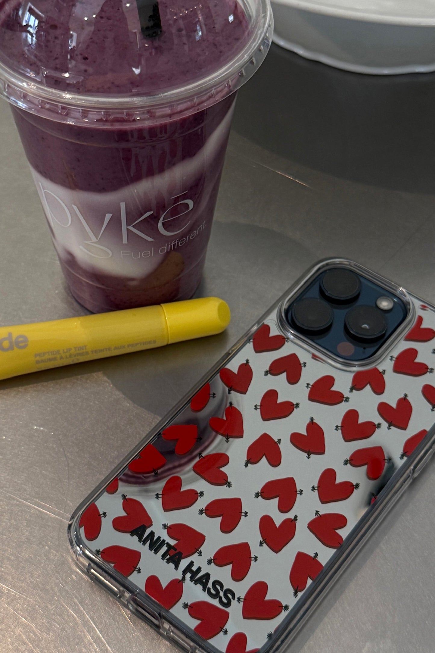 Handyhülle 'Heart' in MirrorAnita Hass - Anita Hass