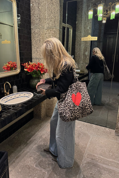 Shopper 'Heart' Small in LeoAnita Hass - Anita Hass