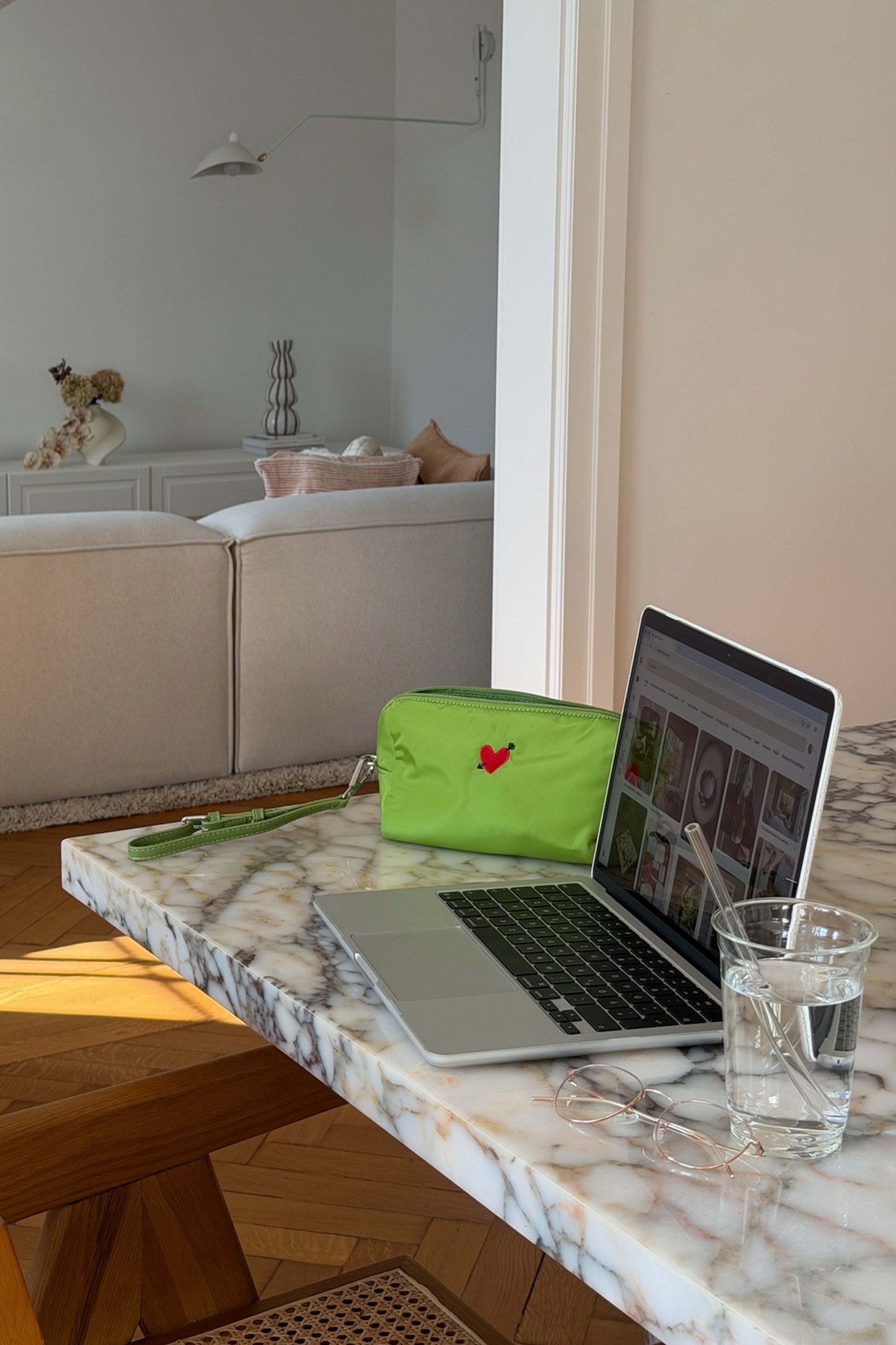 Pouch 'Heart' Large in Matcha NylonAnita Hass - Anita Hass