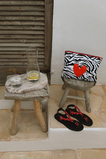 Pouch 'Heart' in White Zebra Anita Hass