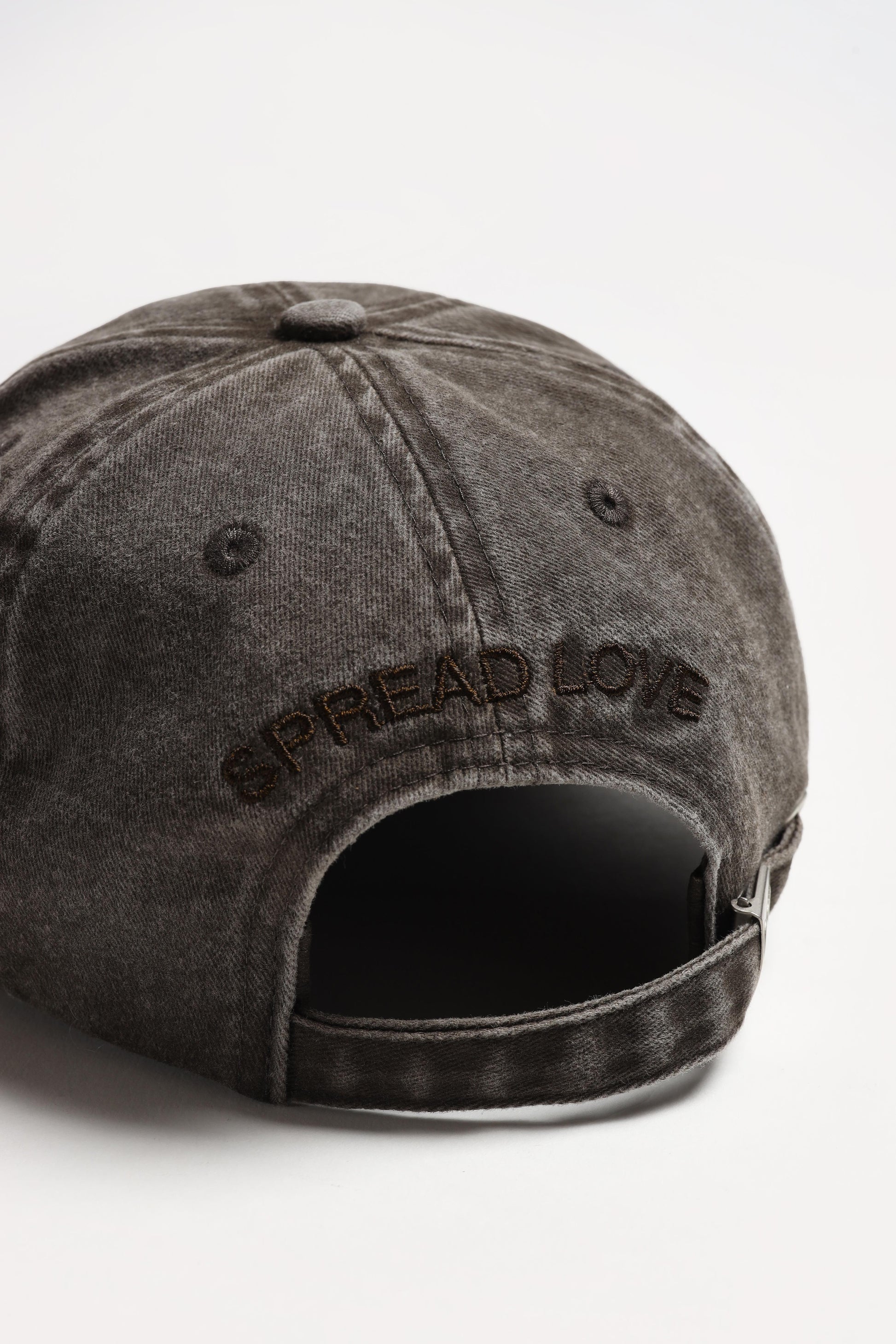 Cap Anita in Washed BrownAnita Hass - Anita Hass