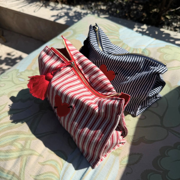 BEACH POUCHES