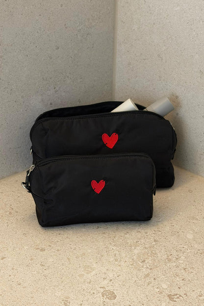 Pouch 'Heart' in Schwarz Nylon