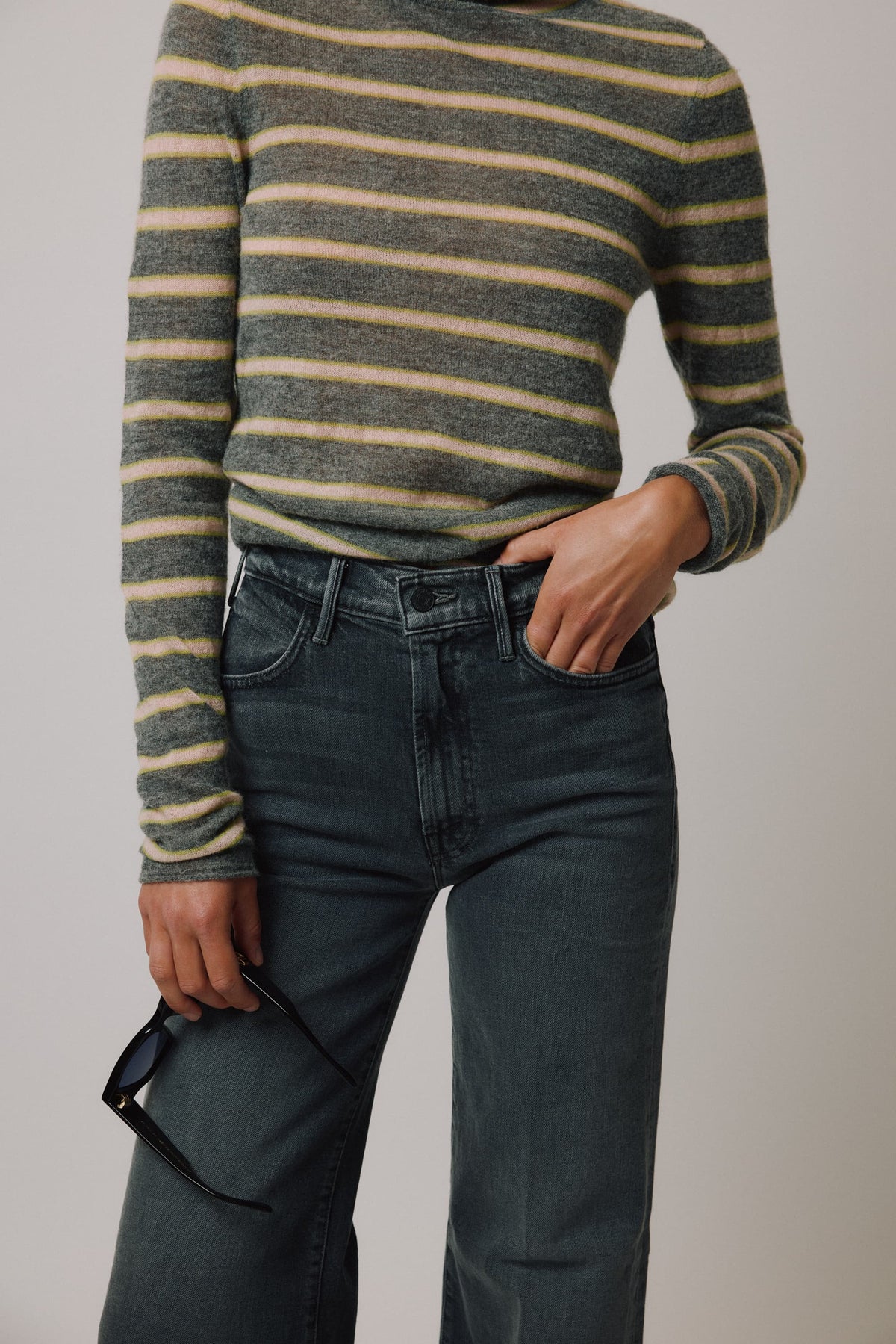 Sweater Indigo in Grey Striped