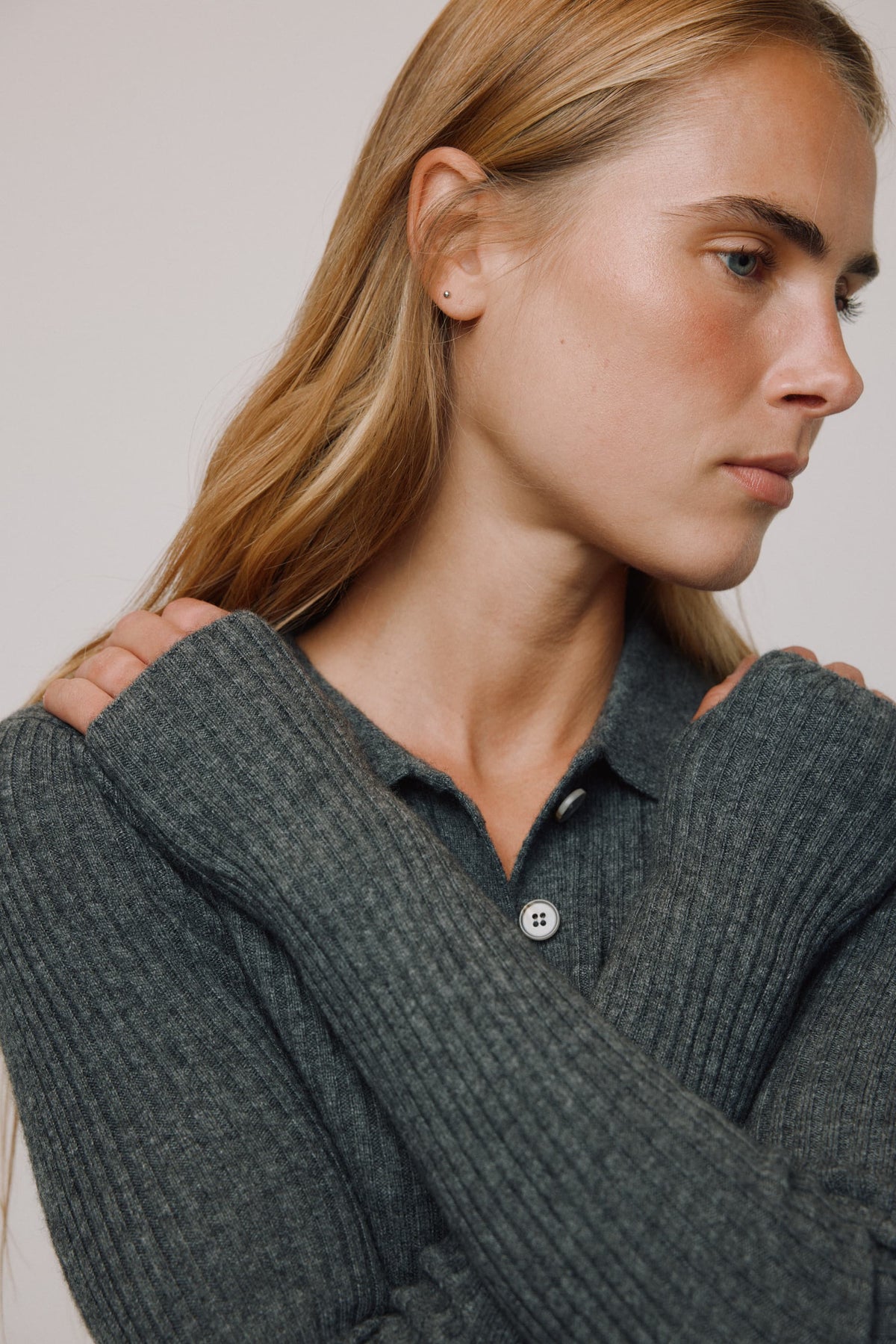 Strickpolo Abigail in Grau Anita Hass