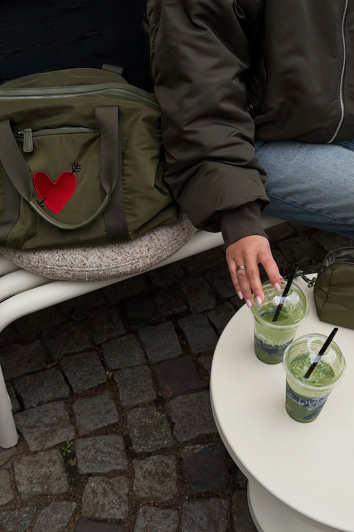 Bag 'Heart' in Oliv Nylon