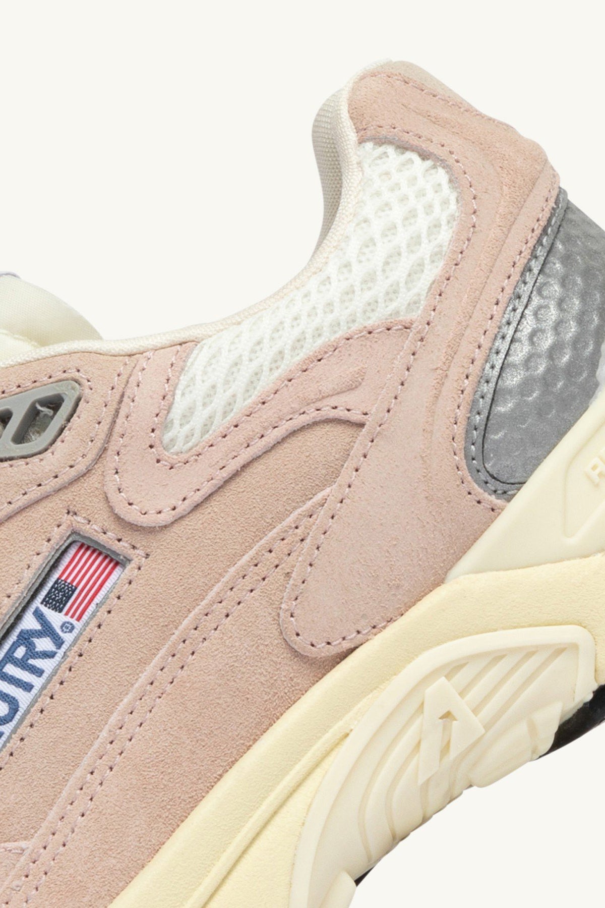 Hyperway Sneakers in Suede Silk/SilverAutry - Anita Hass