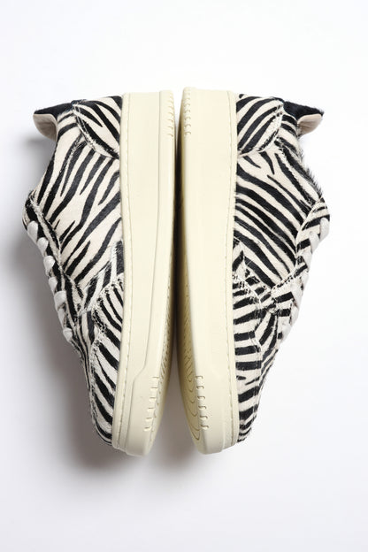 Sneaker Medalist in Pony Safari Zebra Autry
