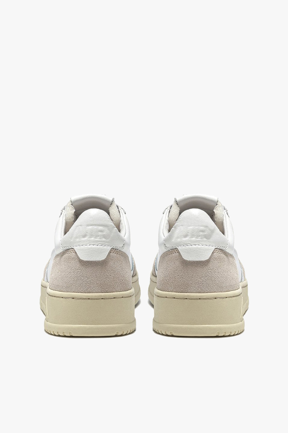 Sneaker Medalist in White/Beige Suede Autry