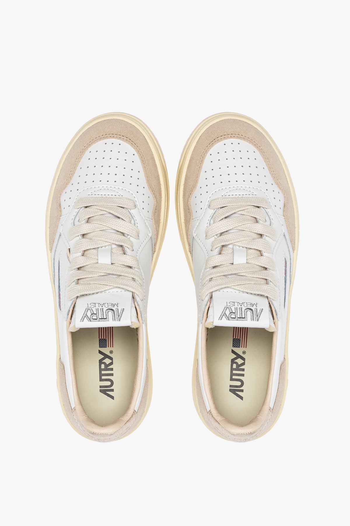 Sneaker Medalist in White/Gold/Beige Suede Autry