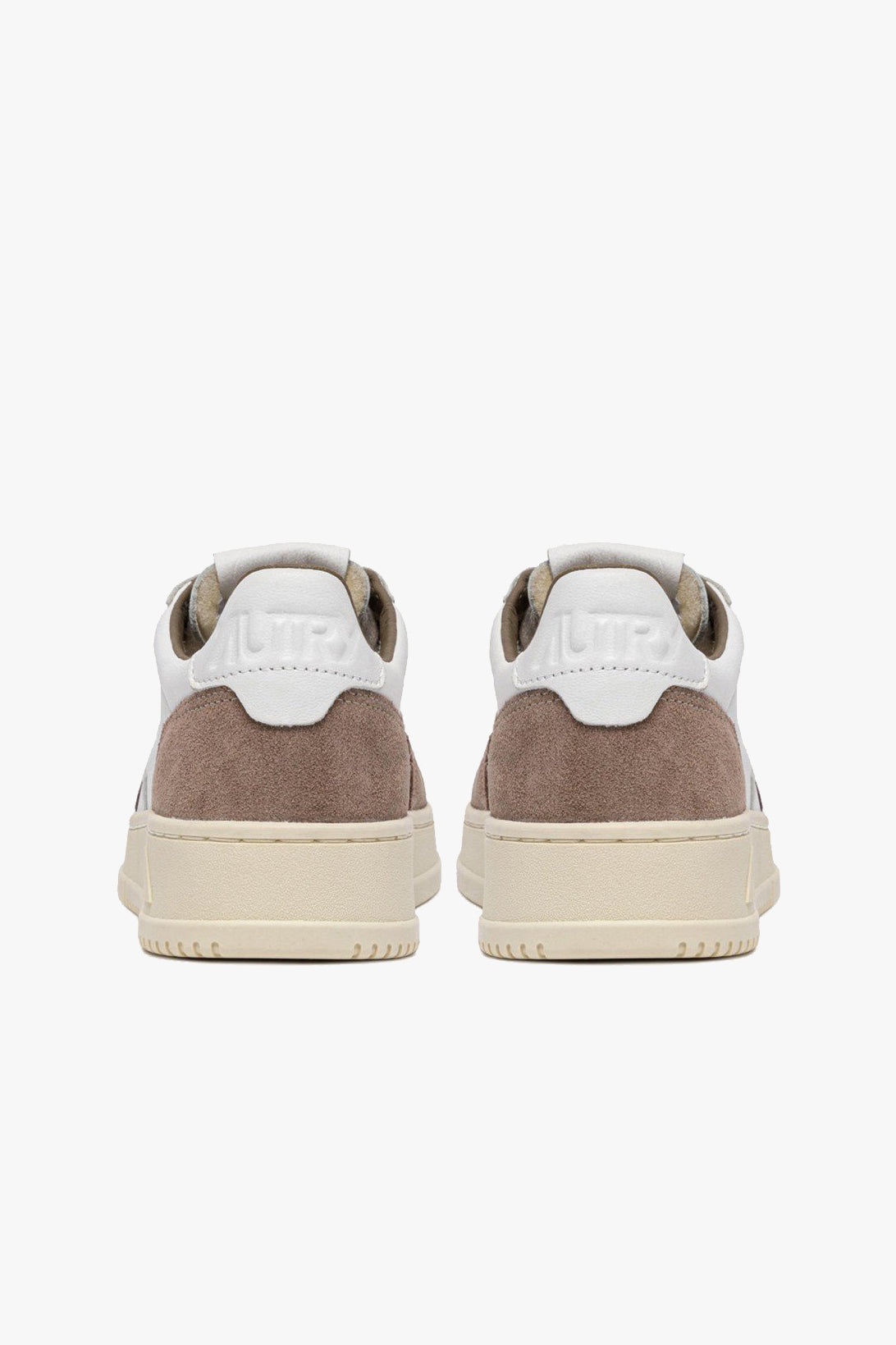 Sneaker Medalist in White/Tobacco Suede Autry