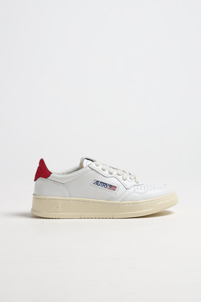 Sneaker Medalist Low in Weiß/Rot Autry