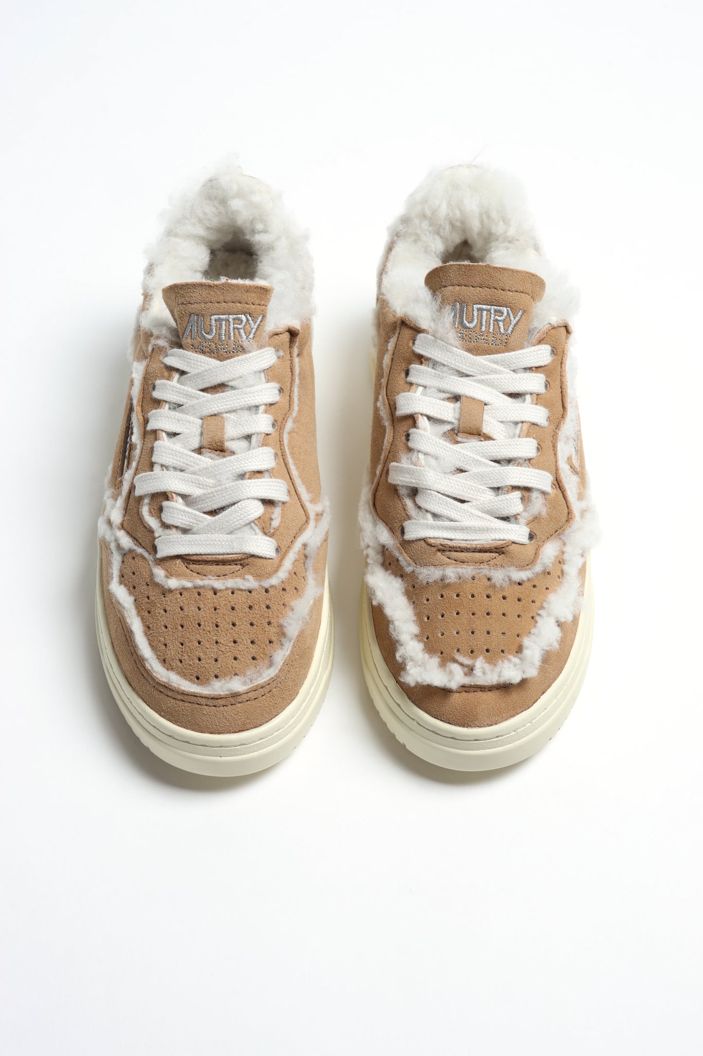 Sneaker Medalist Shearling in Cognac Autry