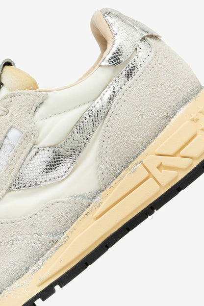 Reelwind Sneakers in Crack White/SilverAutry - Anita Hass