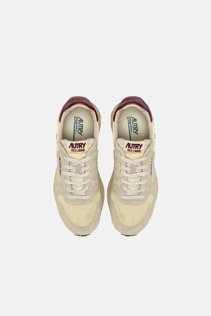 Sneaker Reelwind in Ecru/Ruby Wine Autry