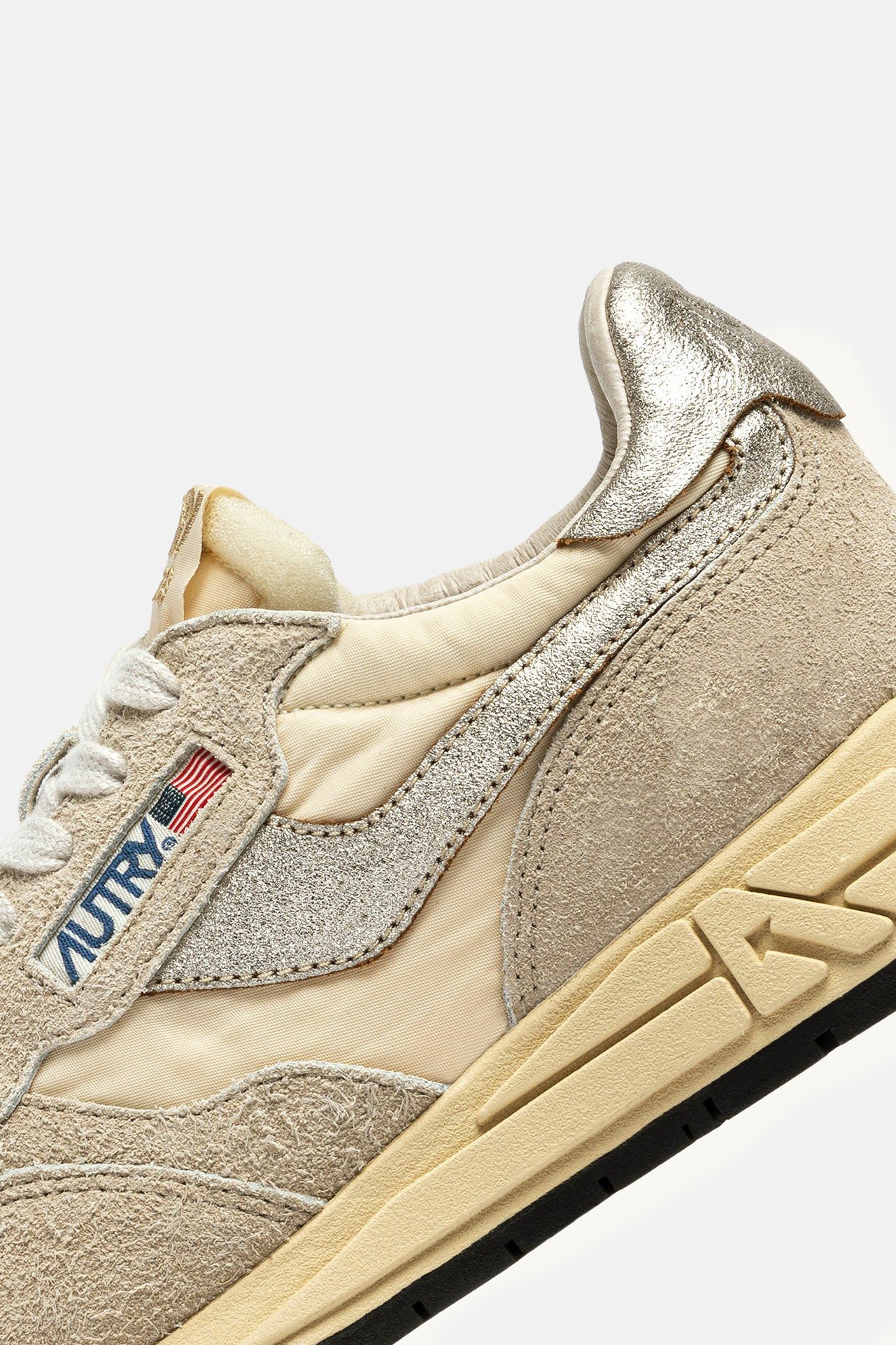 Sneaker Reelwind in Ecru/Platin Autry