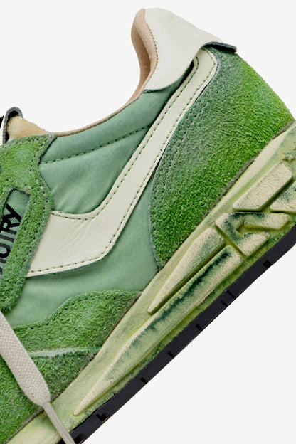 Reelwind Sneakers in Vintage SalviaAutry - Anita Hass