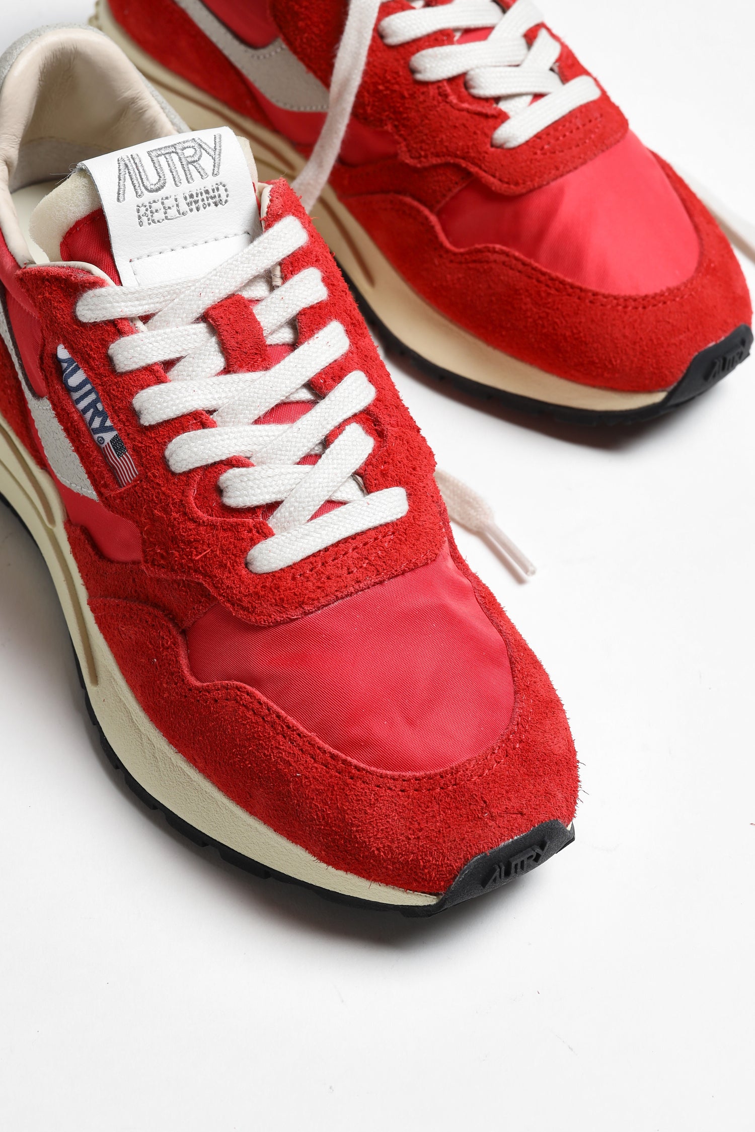 Sneaker Reelwind in Crack White/Red Autry