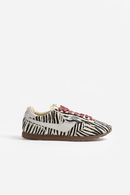 Sneaker Windspin in Pony Zebra/White Autry