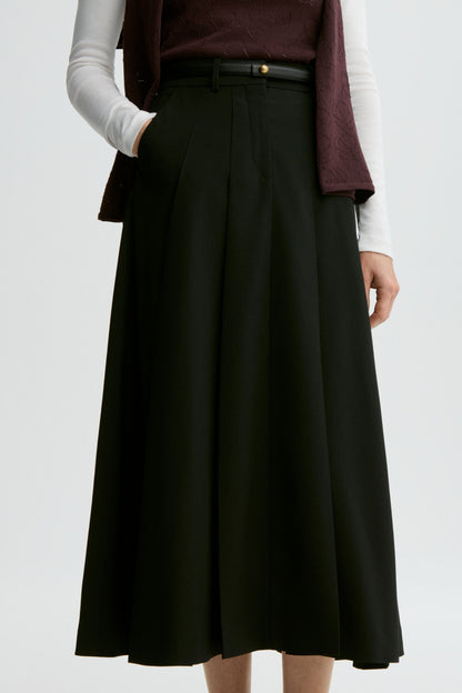 Edena Skirt in Black