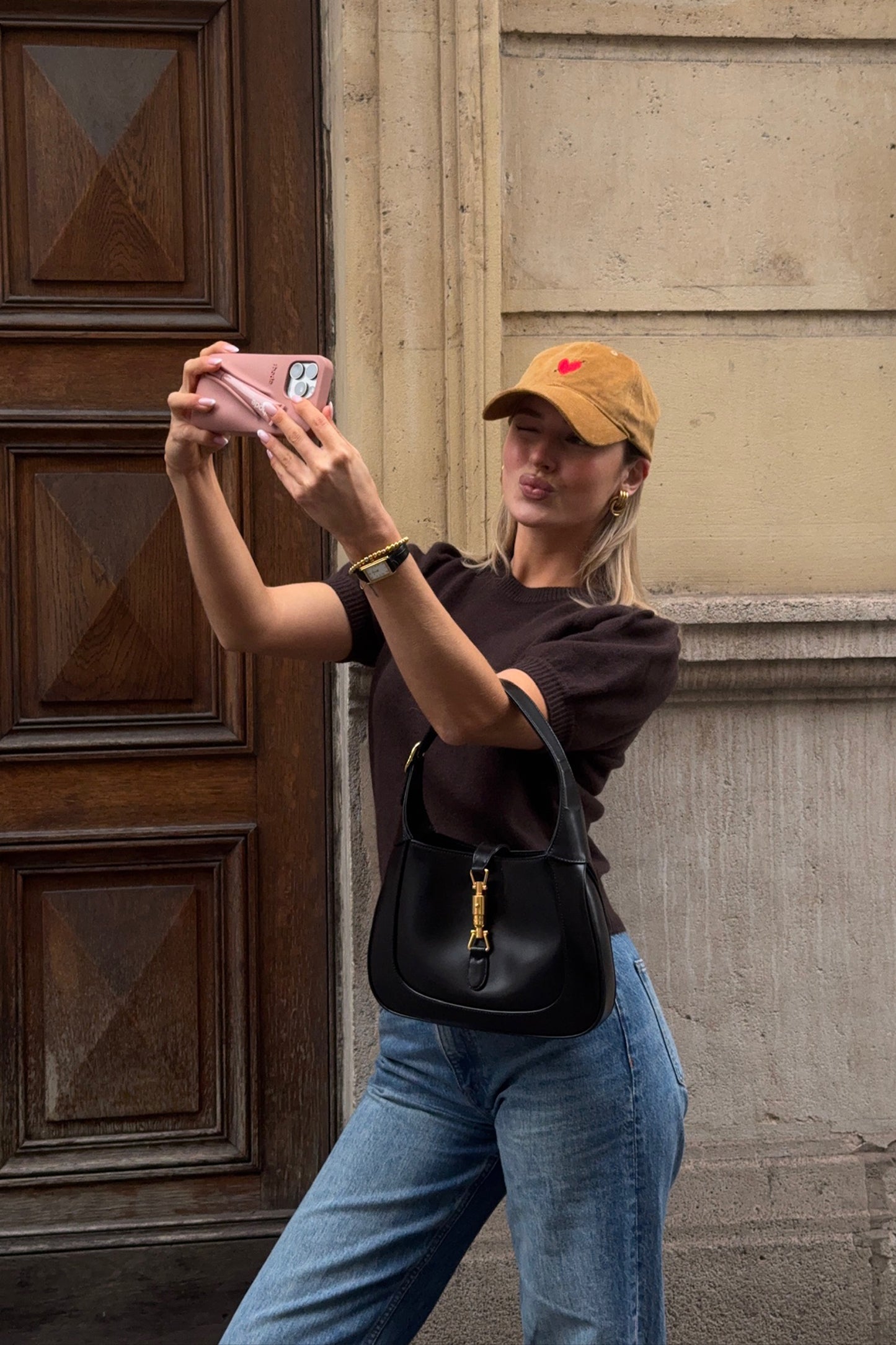 Cord cap 'Heart' in camel