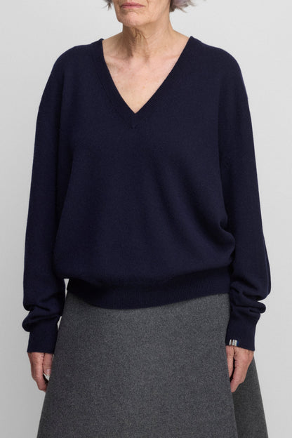 Pullover Ben N°492 in Navy Extreme Cashmere