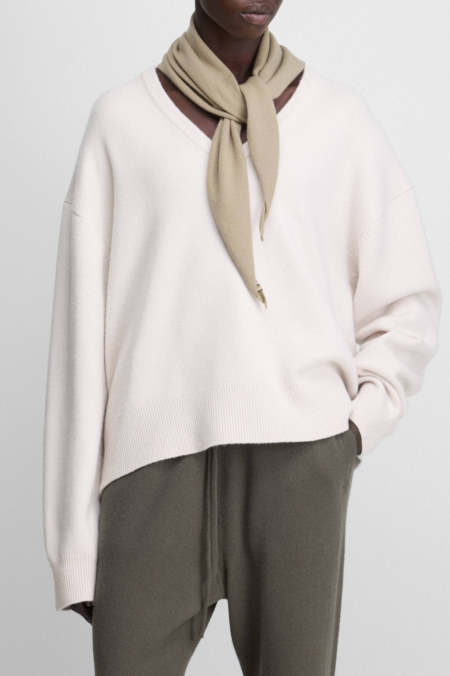 Jack Sweater No. 457 in ChalkExtreme Cashmere - Anita Hass