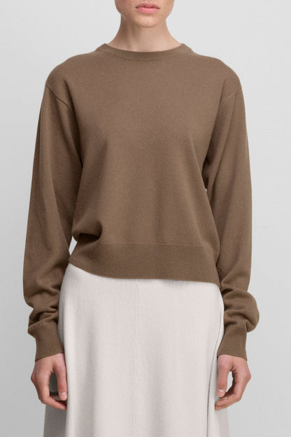 Pullover March N°475 in Chai Extreme Cashmere