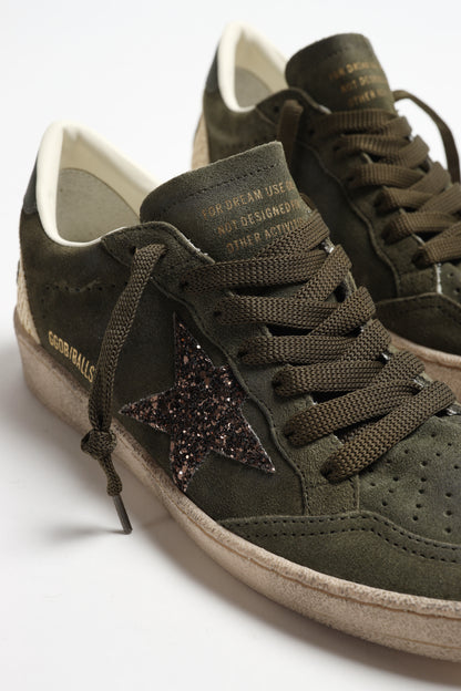 Sneaker Ball Star in Olive Green/Beige Golden Goose