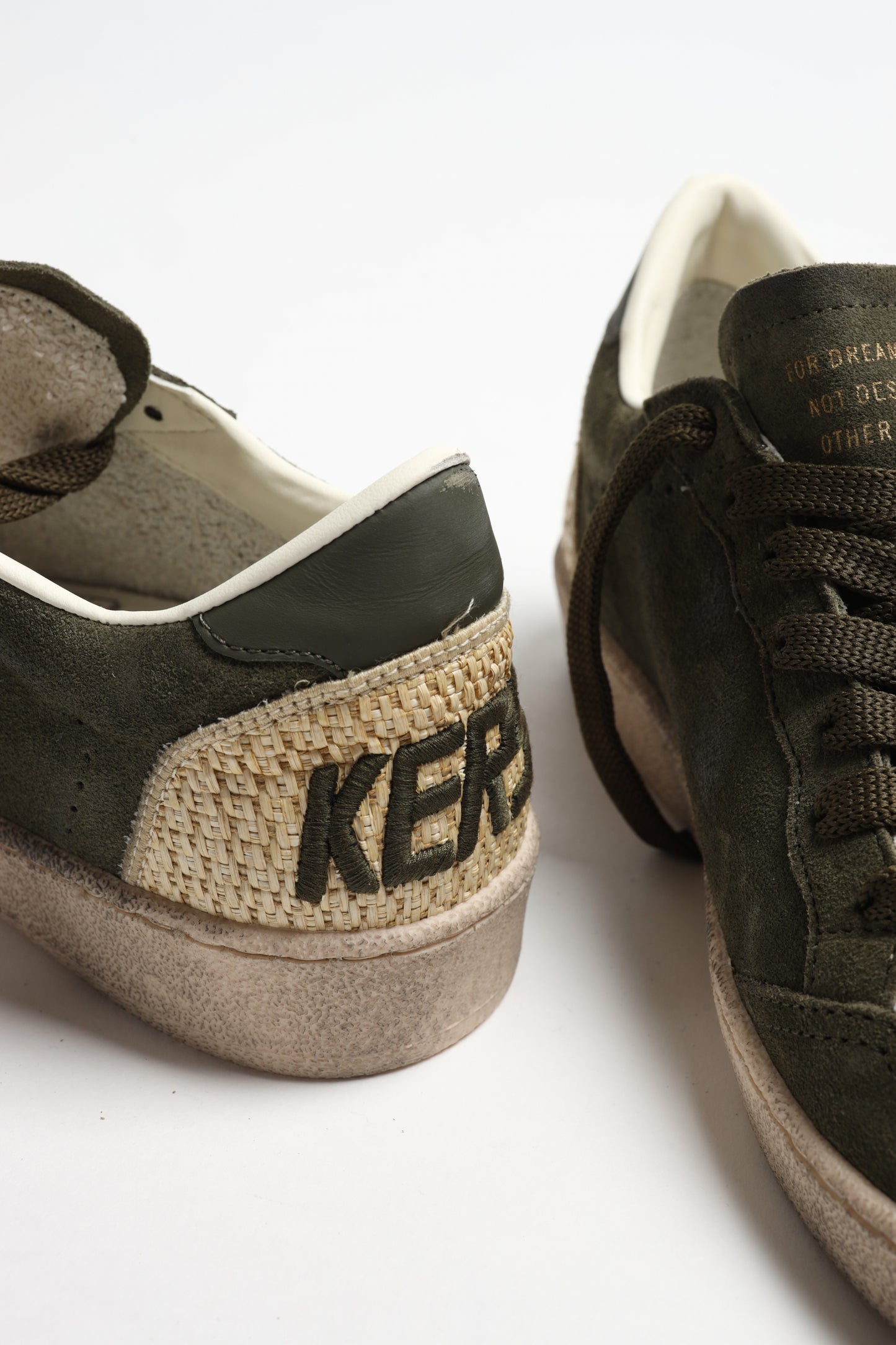 Sneaker Ball Star in Olive Green/Beige Golden Goose