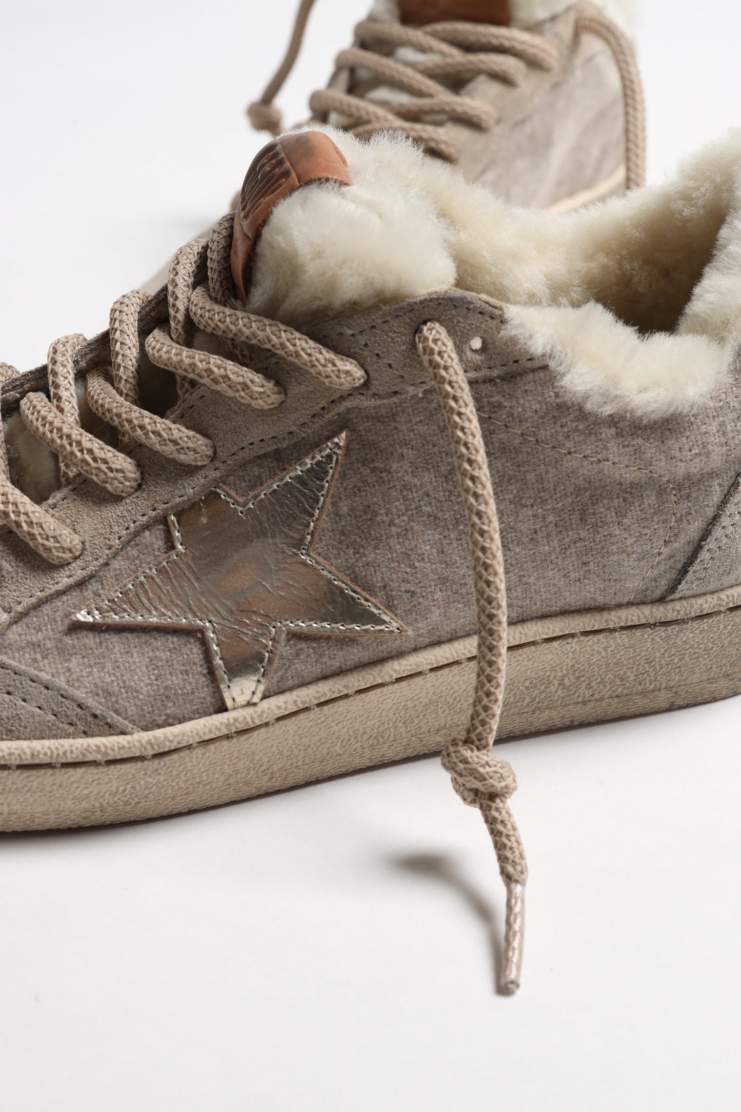Sneaker Ball Star in Shearling Beige/Platinum Golden Goose