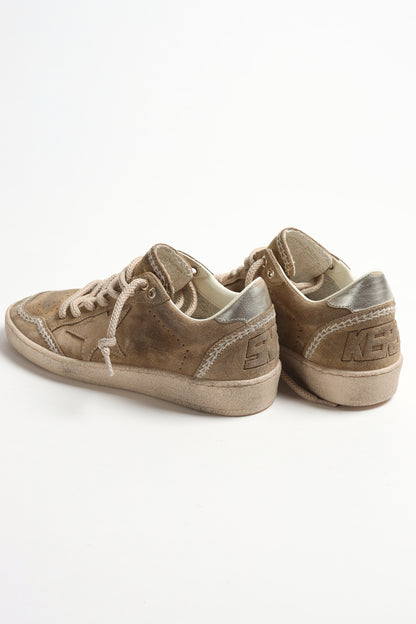Sneaker Ball Star in Tobacco/Gold Golden Goose