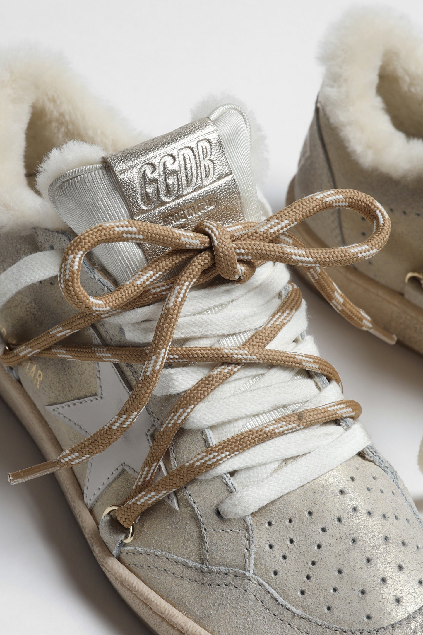 Sneaker Ball Star Shearling in Cream Golden Goose