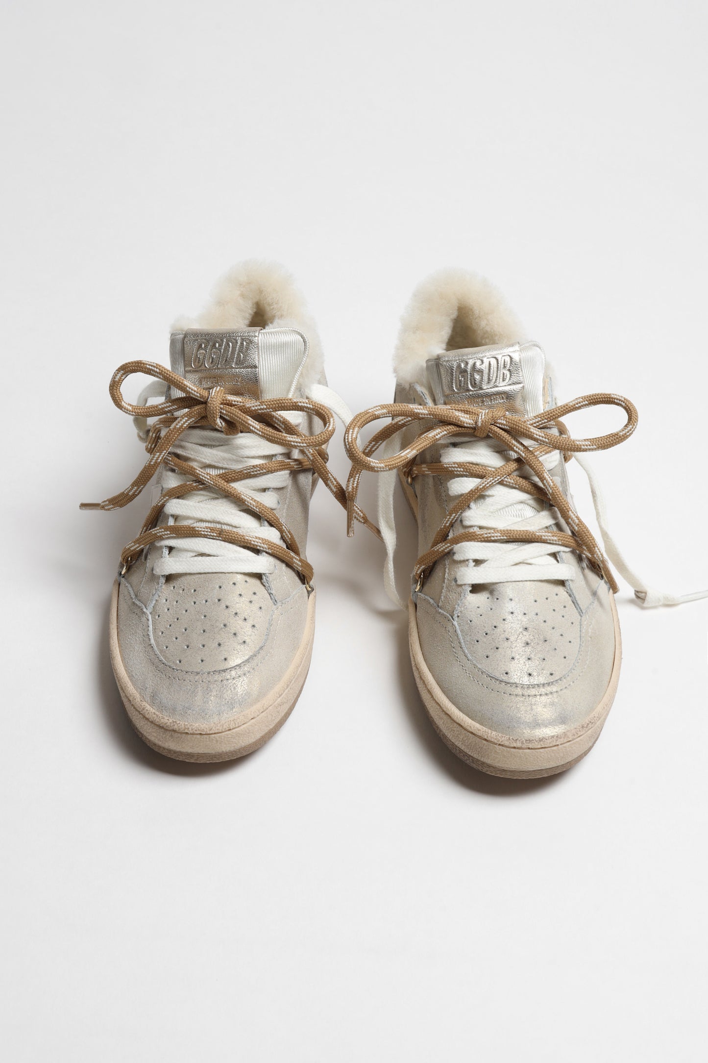 Sneaker Ball Star Shearling in Cream Golden Goose