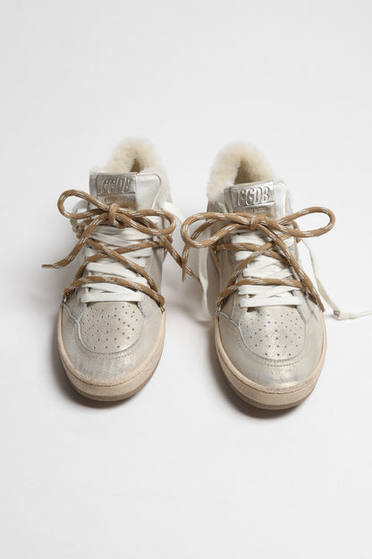 Sneaker Ball Star Shearling in Cream Golden Goose