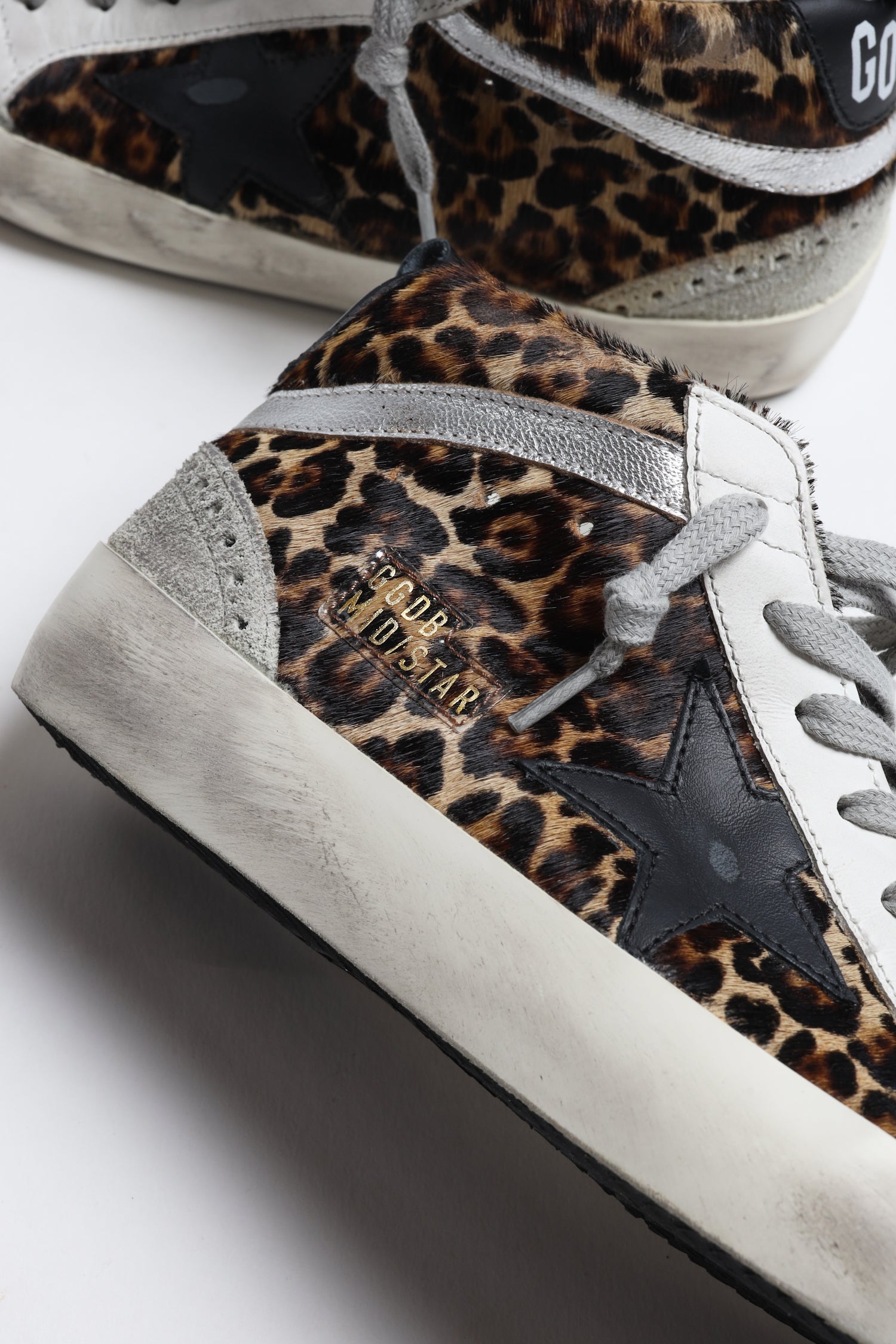 Sneaker Mid Star in Leopard/Ice Golden Goose