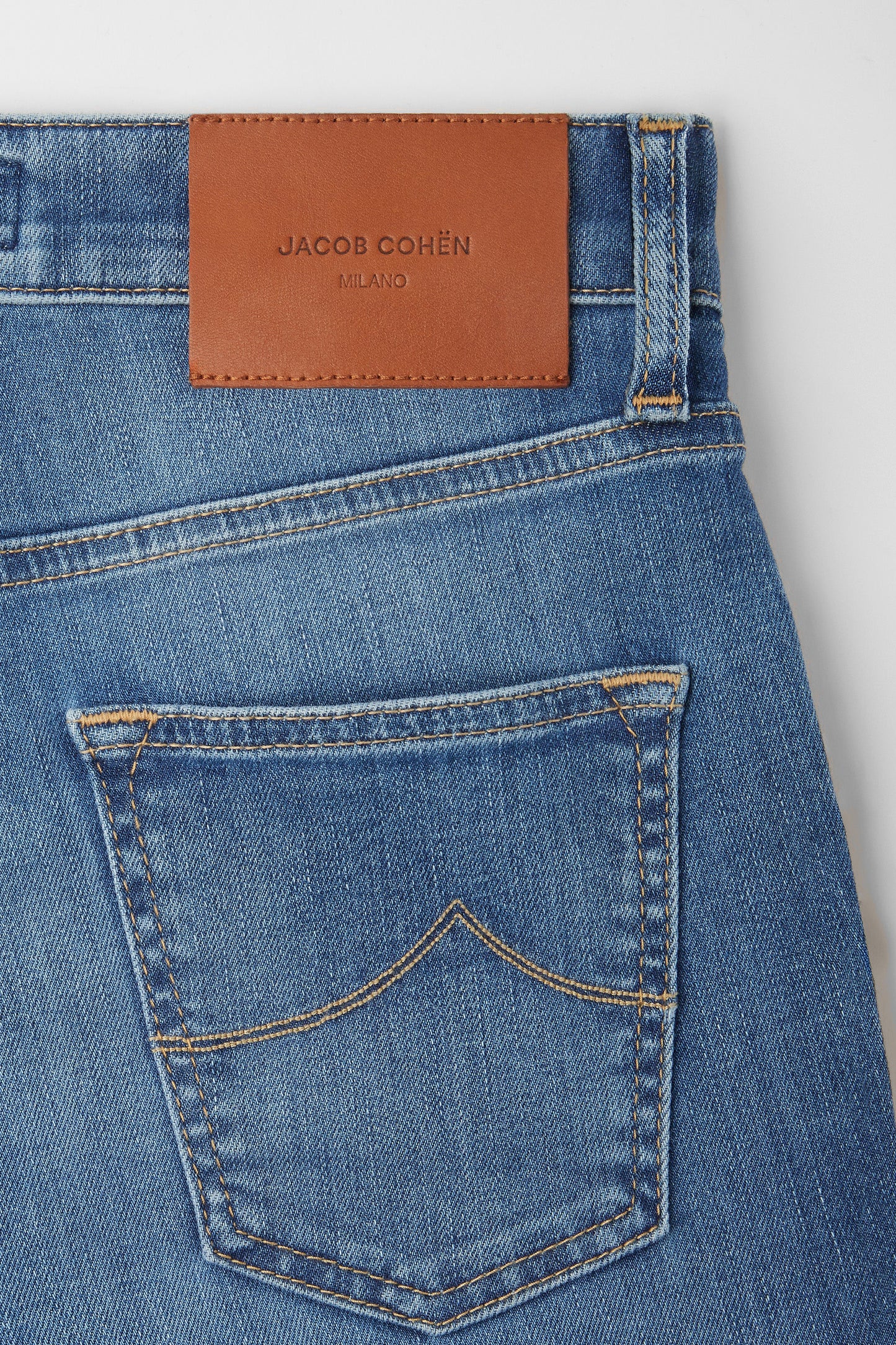 Kimberly Jeans in Medium Blue by Jacob Cohën - Anita Hass