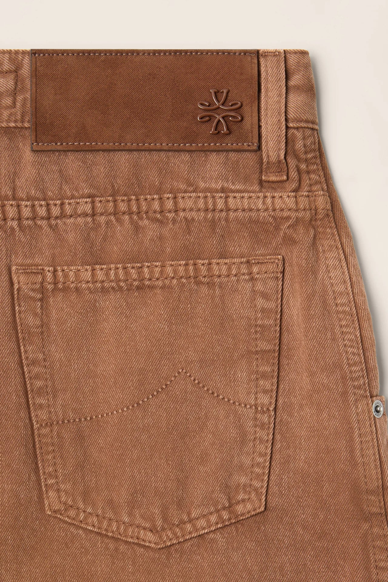 Purple Barrel Jeans in Cocoa Brown by Jacob Cohën - Anita Hass