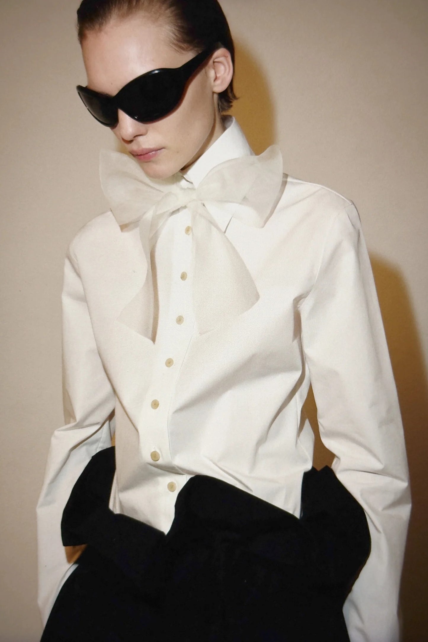 Bluse Ivy in Chalk Khaite