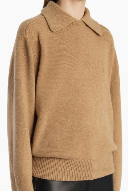 Pullover Jackson in Camel Khaite