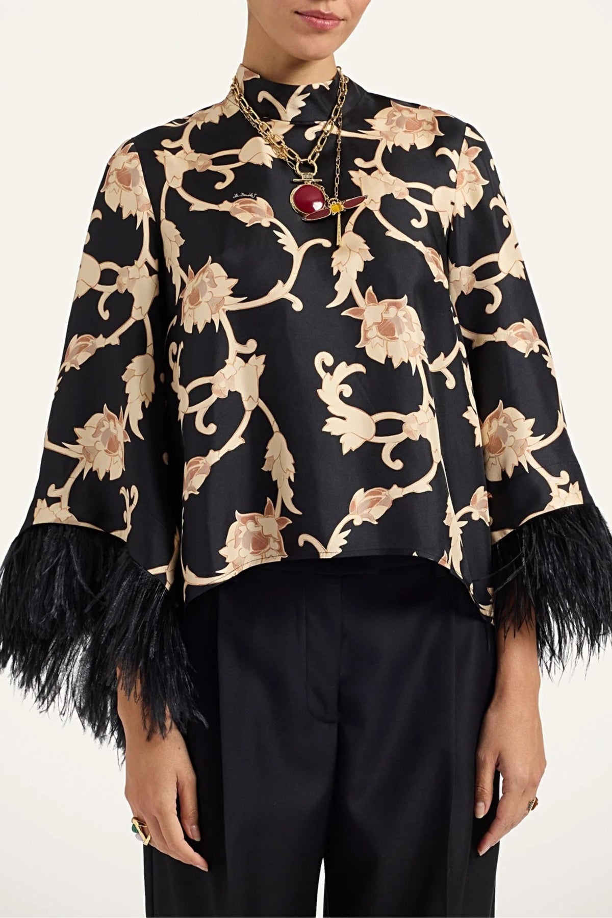 Bluse Make An Exit in Buttercup Black La Double J