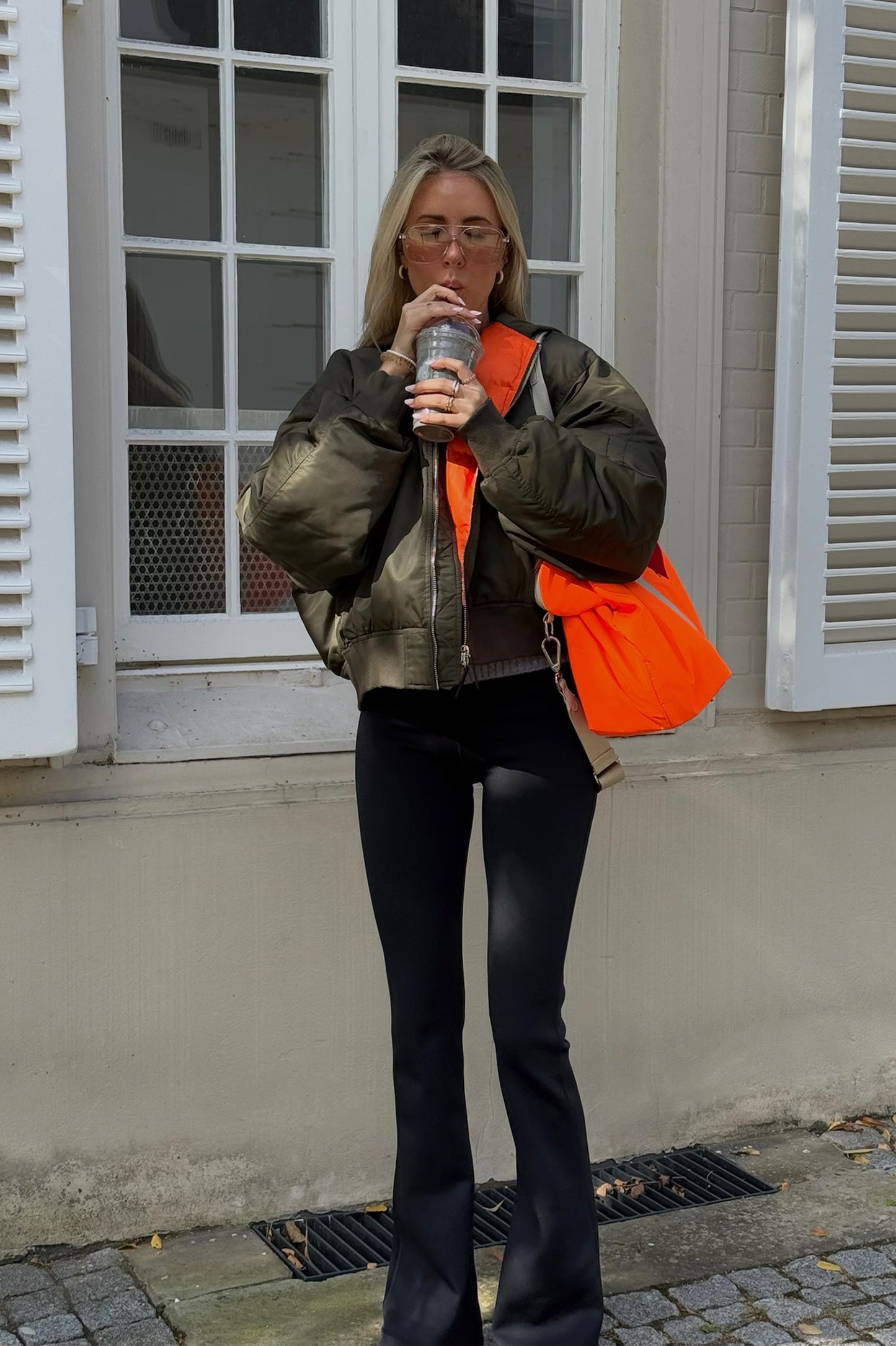 Bomberjacke The Getty in OlivLadneri - Anita Hass