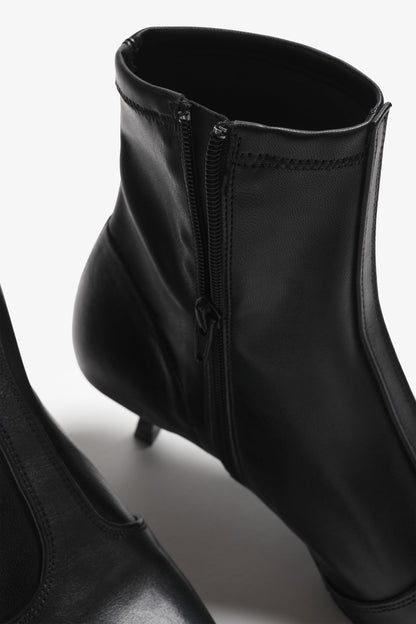 Ankle Boots in Schwarz Ladneri